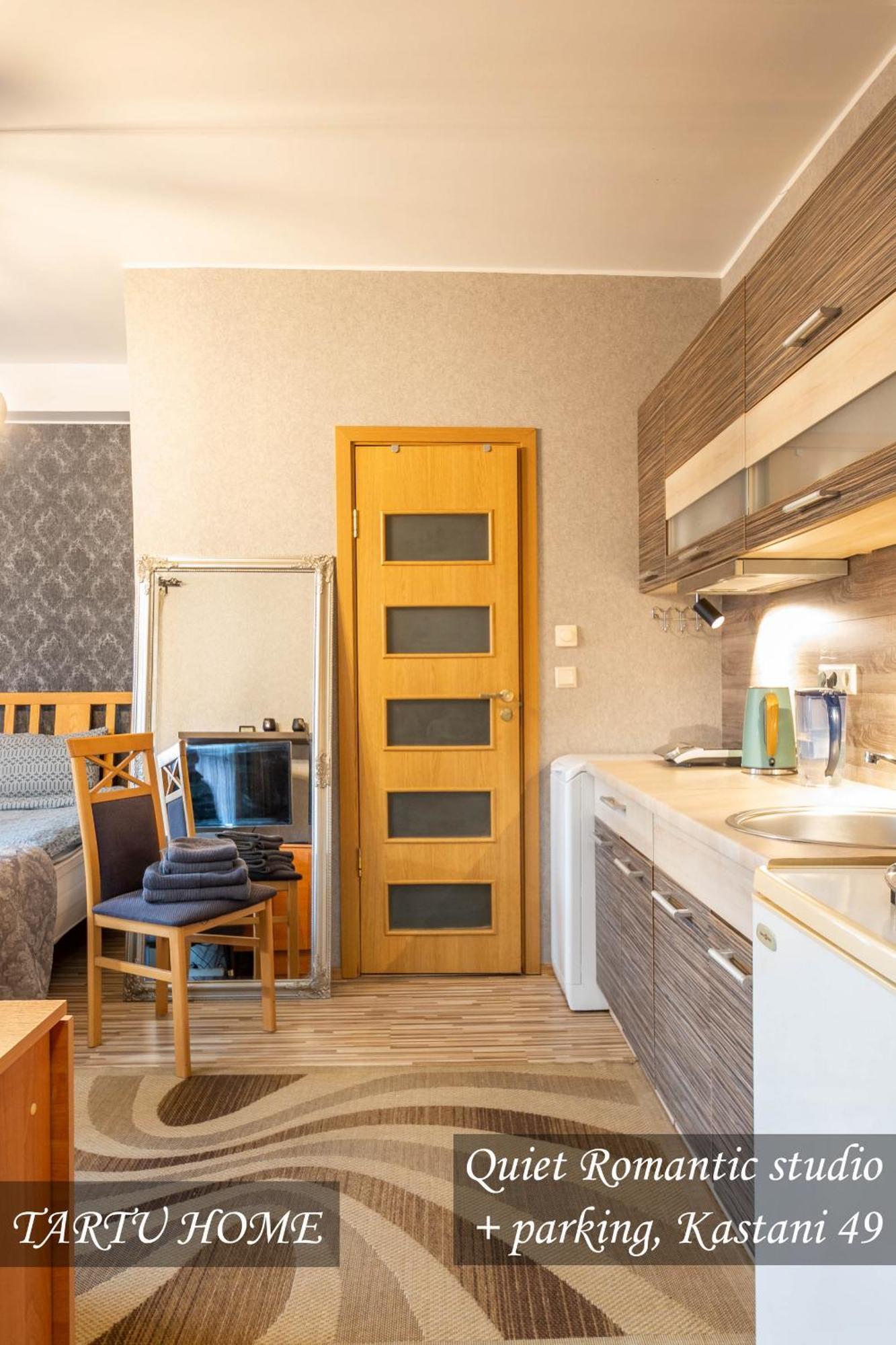 Quiet Romantic Studio Plus Parking, Tartu Home ภายนอก รูปภาพ